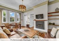 B&B Orange - Edwina Suite II Fireplace Elegant Heritage Home - Bed and Breakfast Orange