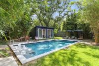 B&B New Orleans - Gorgeous backyard Pool 2BD Midcity Retreat - Bed and Breakfast New Orleans