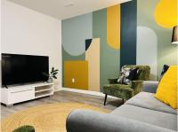 The Artistry I Sled In & Sled Out I Riverside I TV - Ferienwohnung Bancroft