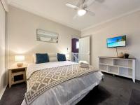 B&B Geelong - Little Malop Escape I Central Geelong - Bed and Breakfast Geelong