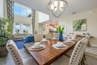 Luxury Storey Lake Retreat - Spacious Disney-Near - Bed and Breakfast Kissimmee