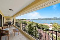 Remodeled Top-Floor Flamingo Condo with Outstanding Ocean Views - B&B