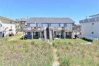 Hazels Child Oceanfront Large Beach House - Bed and Breakfast Myrtle Beach
