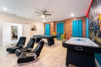 Magical 9BR Villa by Disney w Pool Theme Room - B&B Kissimmee