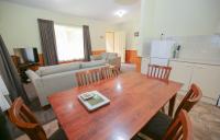 Silver Birches Holiday Village - Unit 10 - B&B Bright