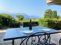 Flowers & garden apartment con vista lago - B&B Manerba del Garda