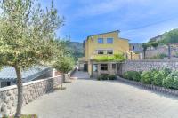 Apartmani Zora2 - B&B Senj