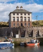 Merchant's House - LARGE two floor apartment!! Sleeps up to 11 people, First floor available separately, sleeping 2 people at a reduced rate!!! - B&B