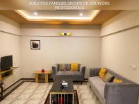 B&B Karâchi - Furnished luxury Vacation Apartment in DHA Phase 8 - Bed and Breakfast Karâchi