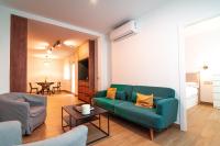 B&B Sevilla - EDomus Castilla 120 - Bed and Breakfast Sevilla