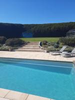 Le Gîte De Roseraie - B&B Brécé