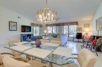 Lanai and Community Pool Access Sarasota Oasis! - B&B Sarasota