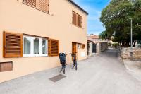 Exclusive city center studio with free e-bikes - B&B
