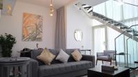 B&B Abu Dhabi - Luxury Duplex 2BR Oasis. - Bed and Breakfast Abu Dhabi