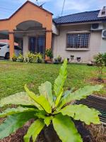 Nana's Seremban 2 Homestay - B&B