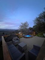 Pensiunea Poiana Luminoasă - B&B Bughea de Jos