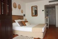 Studio Lit Queen-Size 