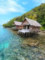 Avinsea Homestay - Bed and Breakfast Besir