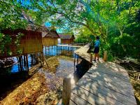 Avinsea Homestay - Bed and Breakfast Besir