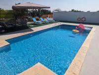 B&B Umm al Qaywayn - Falaj Hub Retreat - Bed and Breakfast Umm al Qaywayn