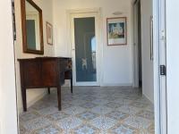 Apartment mit Balkon