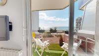 Le Bateau Ivre 50 m de la Plage - Bed and Breakfast
