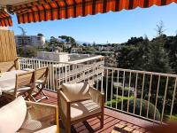 Hauteur d'Antibes 3 pièces vue mer et montagne - Ferienwohnung