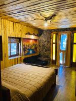 Deluxe Room (2 Adults + 1 Child)