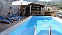 B&B Jerte - 5 bedrooms villa with private pool enclosed garden and wifi at Jerte - Bed and Breakfast Jerte