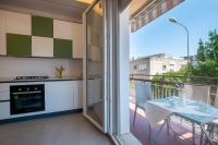 168 - Trilocale al primo piano in centro a Marcelli, a 50 mt dal mare - SPIAGGIA inclusa nel prezzo - B&B