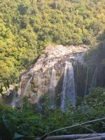 Appartement met 1 slaapkamer, balkon en uitzicht op de bergen.