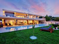 Afionas Aethereum Luxury Villa Concept by DadoVillas - B&B Kavvadádes