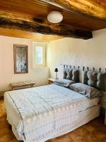 Lou Raspaioun - Coeur du village - B&B