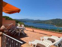 Villetta Zuccale III Natura e Vista Mozzafiato sul Mare - B&B