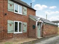 B&B Spilsby - Victory Hall Cottage - Bed and Breakfast Spilsby