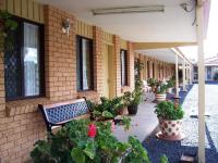 B&B Gilgandra - Three Ways Motel - Bed and Breakfast Gilgandra