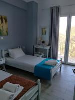 Dimitris Apartments Messongi - B&B