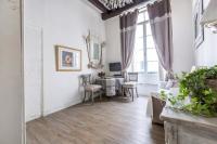 La Belle Du Marais - Bed and Breakfast Parijs