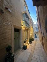 Lorenzo x Casa Norte - B&B Birgu