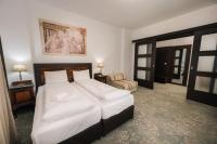 Chambre Double Deluxe (2 Adultes + 1 Enfant)