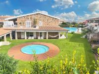 LIKE at HOME n 11 Poolside Paradise Patio - Chambres d’hôtes