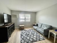 Cathedral 3-Charming Apartment walk to UNMC - B&B