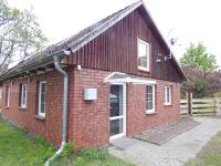 VINTAGE HOUSE Ferienwohnung LANDHAUS LAAVE - B&B