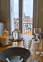 Appartement lumineux proche plage et marché, centre-ville accessible à pied parking gratuit I SWEET HOMES LOCATION - Chambres d'hôtes Royan