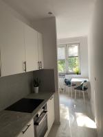 Kawalerki Basi przy Dąbrowskiego 22 - B&B