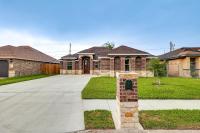 Weslaco Home w/ Fenced Yard: 2 Mi to Downtown - Chambres d'hôtes Weslaco