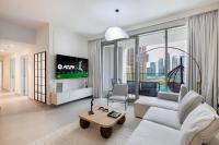 Luxury 4BR Burj Khalifa & Fountain Views - Bed and Breakfast Dubai