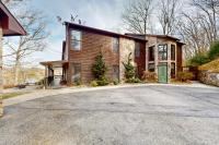 Lakefront Chateau - B&B
