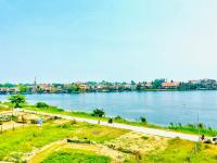 Camera Tripla con Vista Lago