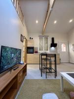 Appartement lumineux et clim - B&B